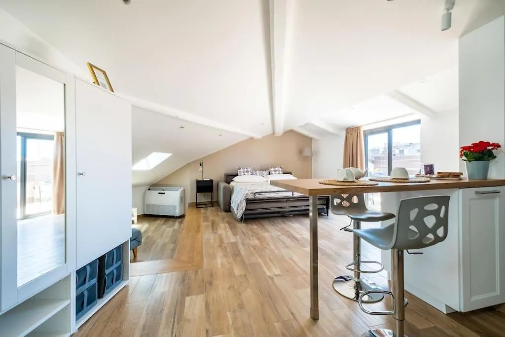 Ferienwohnung Domus Coppola CTA