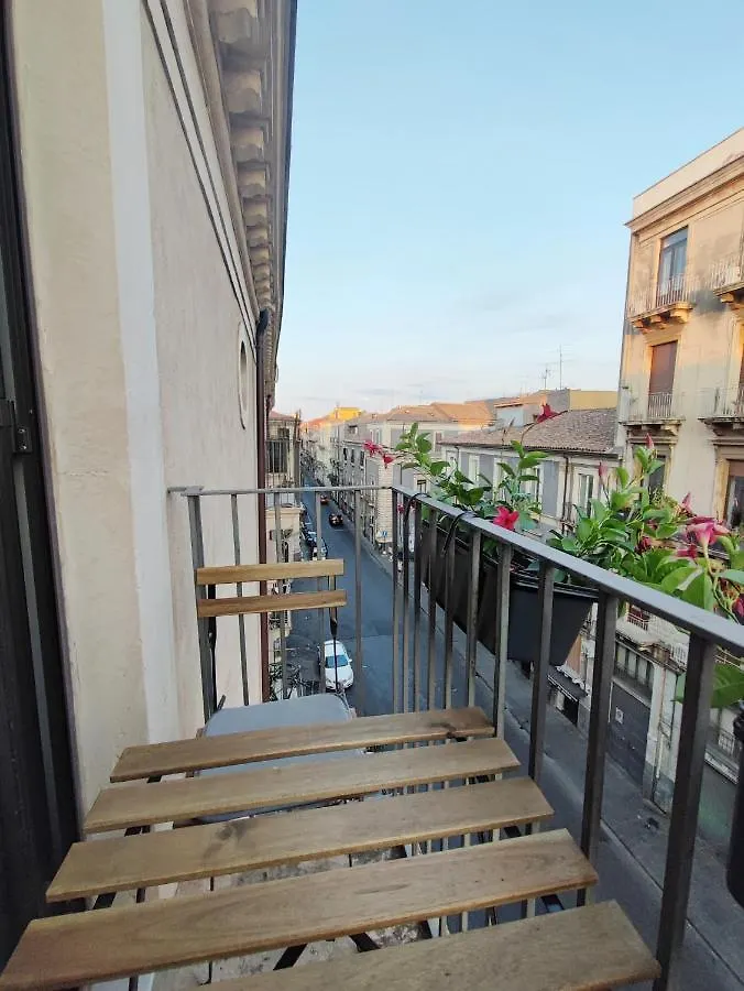 Ferienwohnung Domus Coppola CTA Apartment